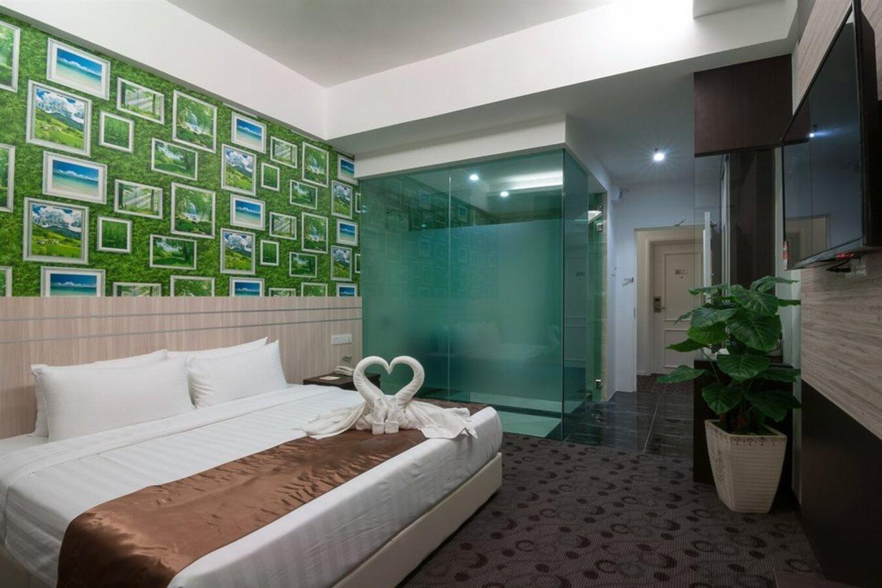 E-Red Hotel Melaka Zewnętrze zdjęcie