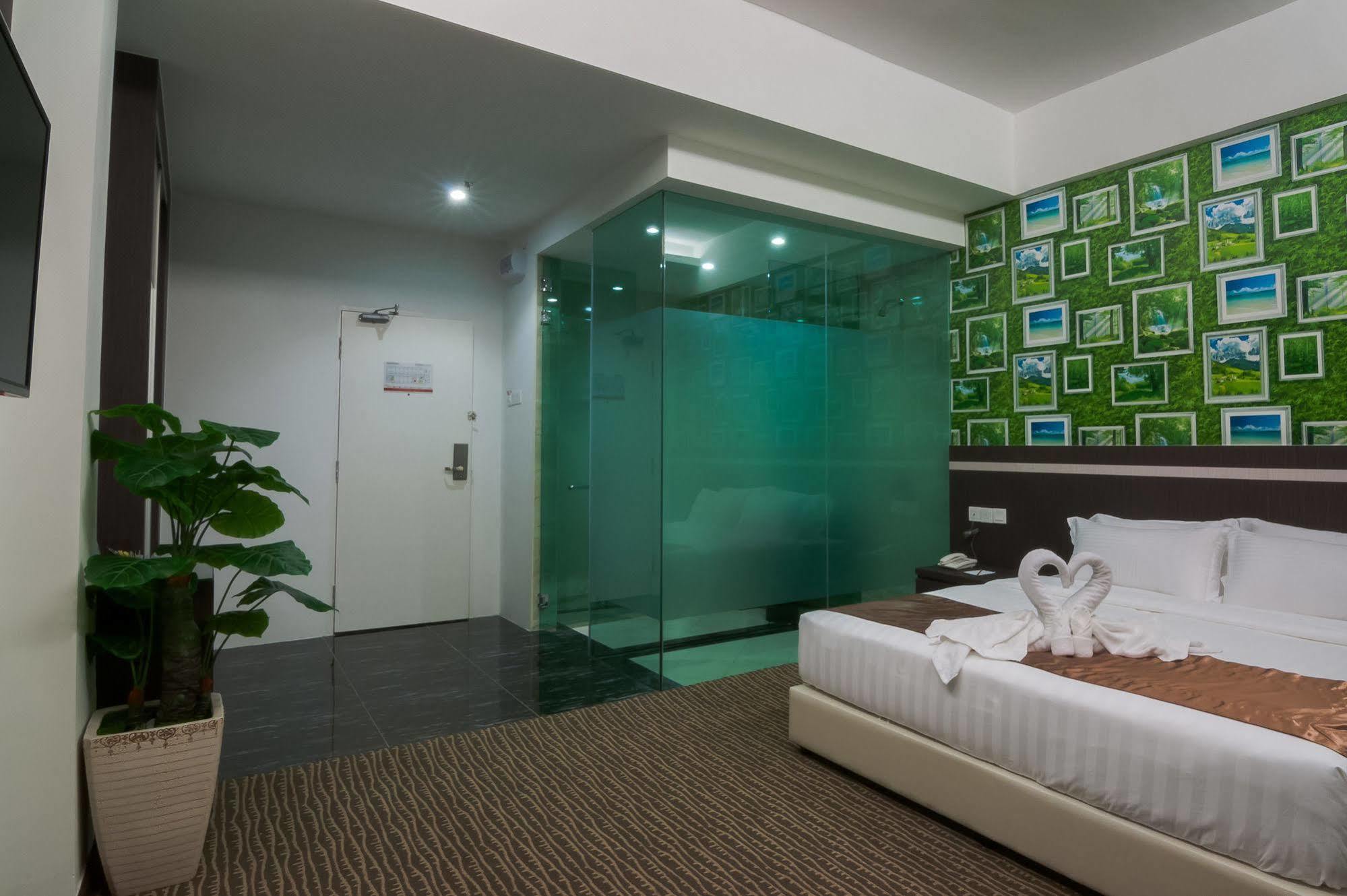 E-Red Hotel Melaka Zewnętrze zdjęcie