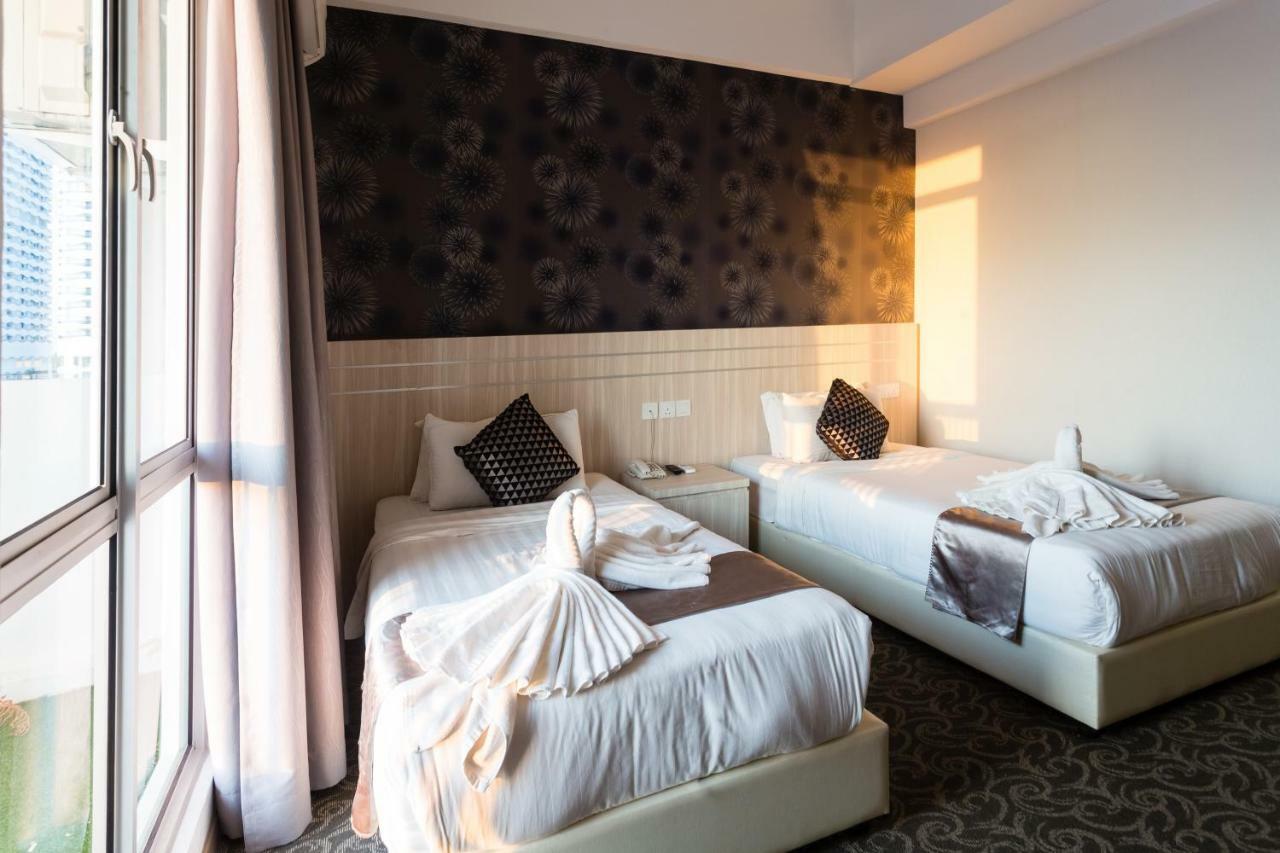 E-Red Hotel Melaka Zewnętrze zdjęcie